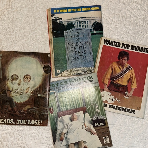 MAD Magazines - Picture 6 of 6